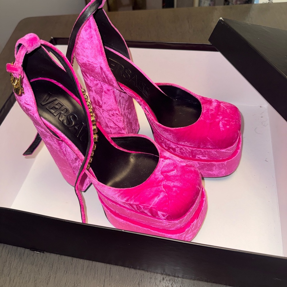 Versace Pink Platform Sandals with High Heels and Slingback Design